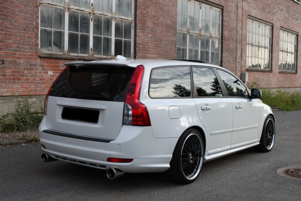 Volvo V50 Spoiler Daszek - obrazek 3