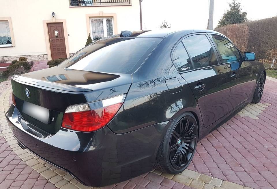 BMW E60 03-08 M-PAKIET progi dokładki progowe