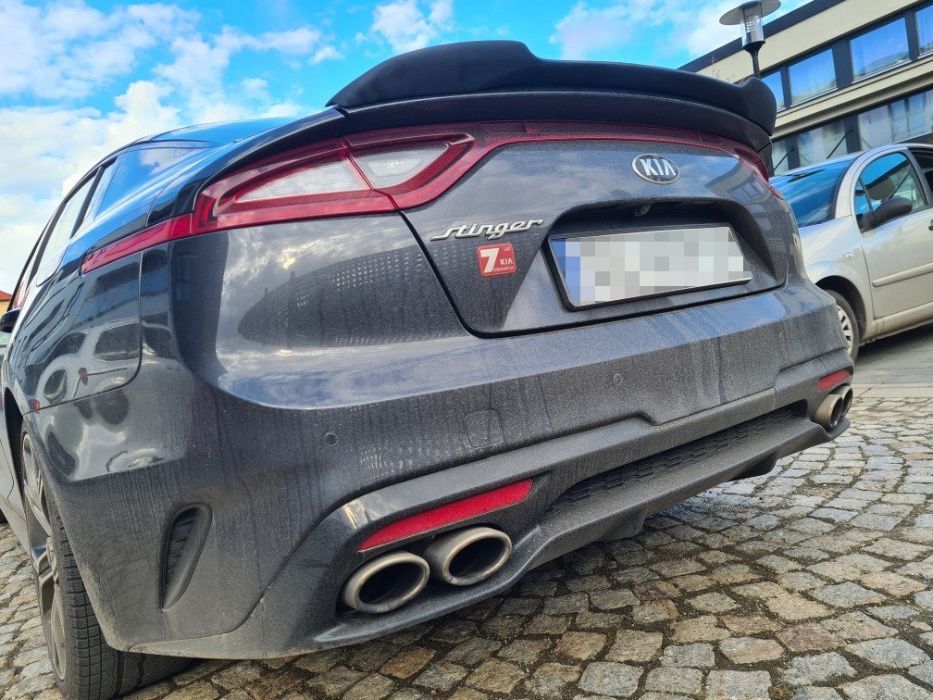 KIA Stinger Spoiler Lotka