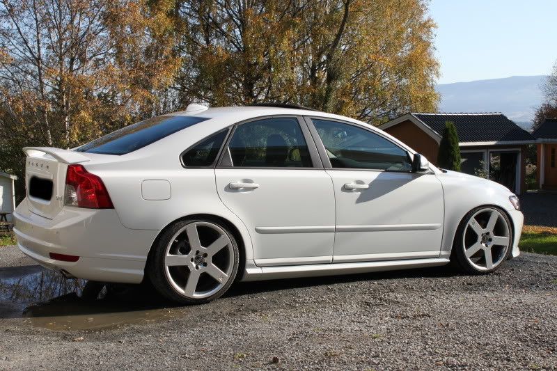 Volvo S40 Spoiler Lotka - obrazek 2
