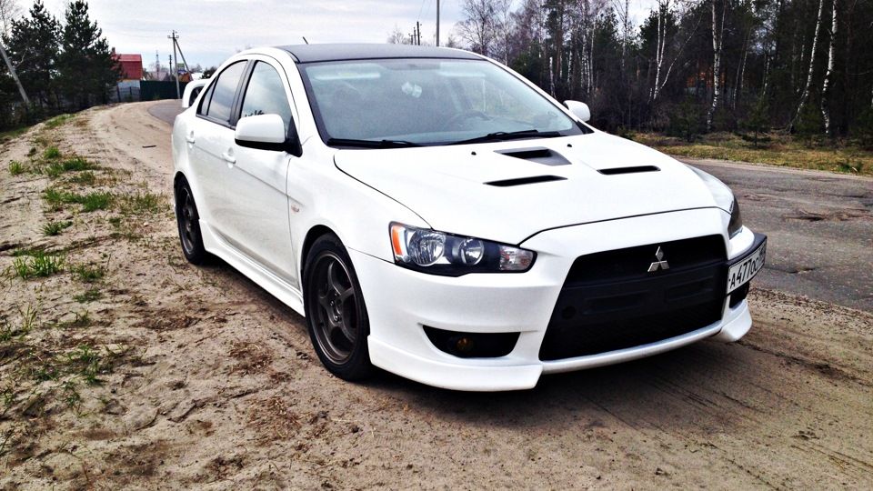 Lancer X 10 EVO Flapsy Splittery Zderzaka