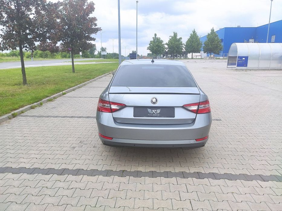 Skoda SuperB MK3 3V Spoiler Lotka podkład - Image 2