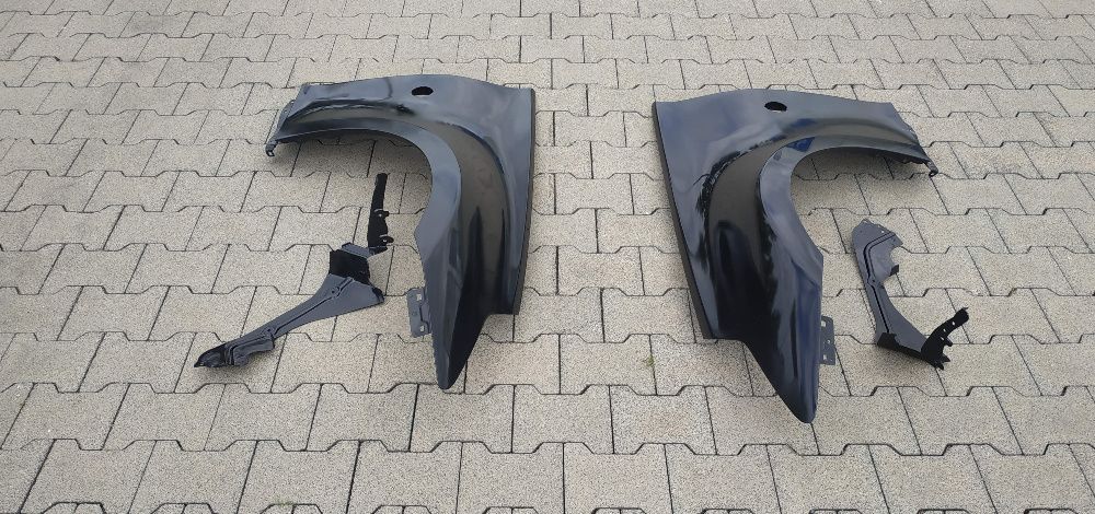 Nissan 370Z Błotnik Nadkole Prawe przód Lekkie