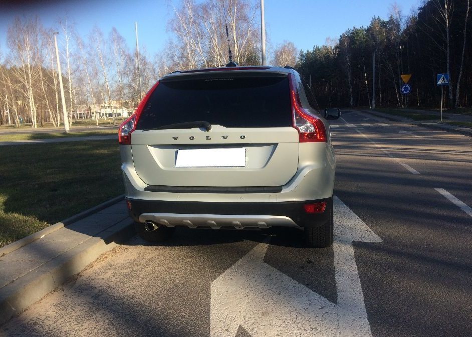 VOLVO XC60 R Design dokładka tył 08-13 - obrazek 3